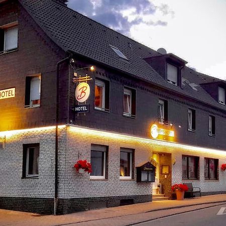 Breer S Hotel Schwerte Exterior foto